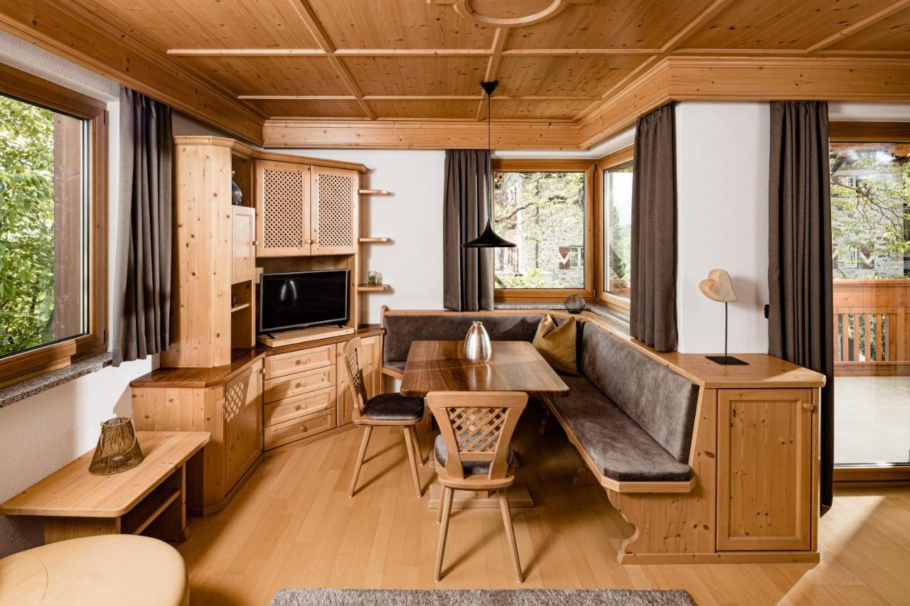 Hotel Brunnhofer Tirolo Extérieur photo
